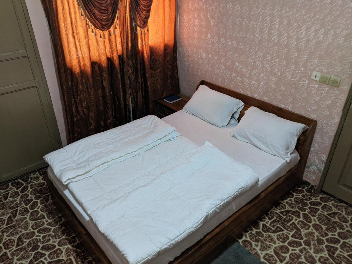 Hotel Bella Vida Lome Ngoại thất bức ảnh